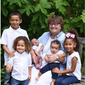 Meet your Posher, Sandy